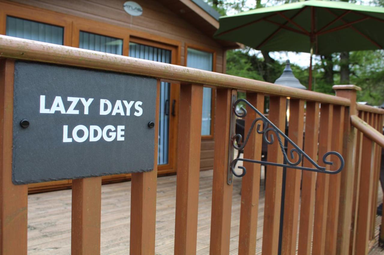 Lazy Days Lodge Glendevon Eksteriør billede
