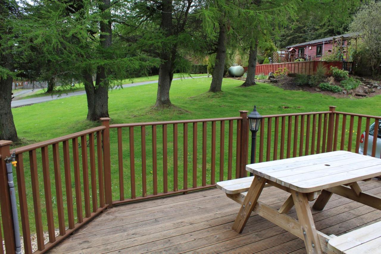 Lazy Days Lodge Glendevon Eksteriør billede