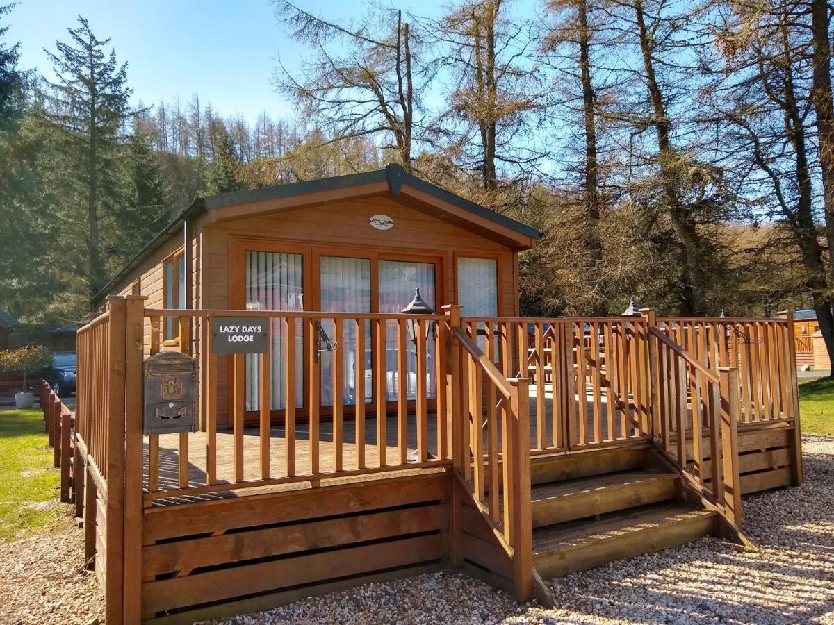 Lazy Days Lodge Glendevon Eksteriør billede
